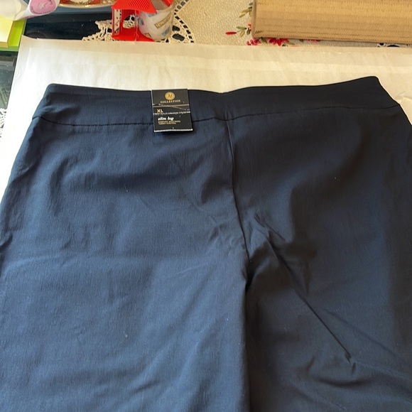 JM collection black pant in deep black, size XL. Rivet pant. Stretch material. - Picture 4 of 6